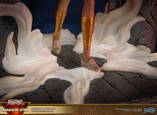 Close-up of the feet and smoke effect of the First 4 Figures Pharaoh Atem Definitive Edition statue
